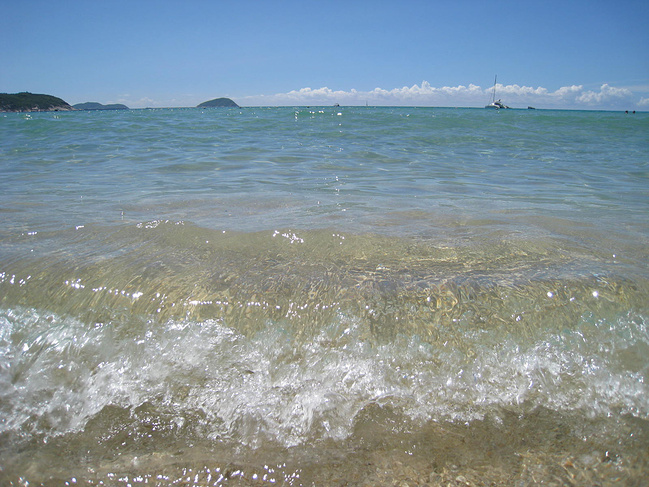 4天3晚实用三亚旅游攻略 [海边比基尼]_三亚旅