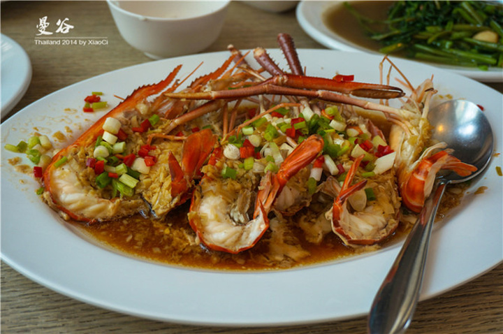 2015太出名了,所以在曼谷也有很多的冒牌建兴弋阳的美食图片