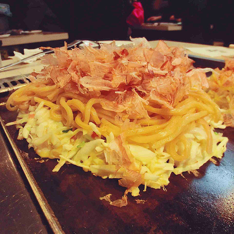 2015商品多为韩国自产商品。虽然明洞到处都