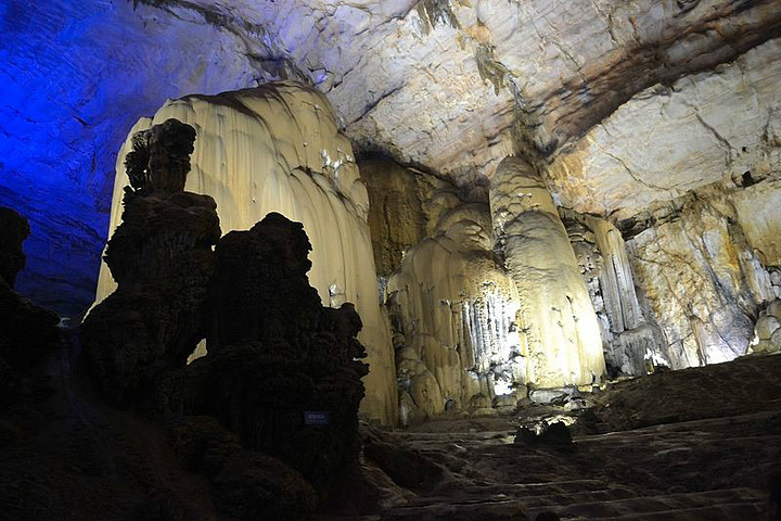 2015织金洞原名打鸡洞,位于贵州省织金县城东