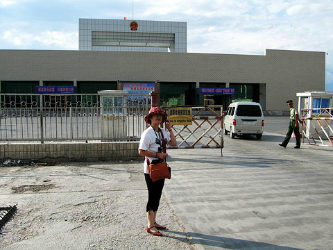 2015霍尔果斯口岸_旅游攻略_门票_地址_游记