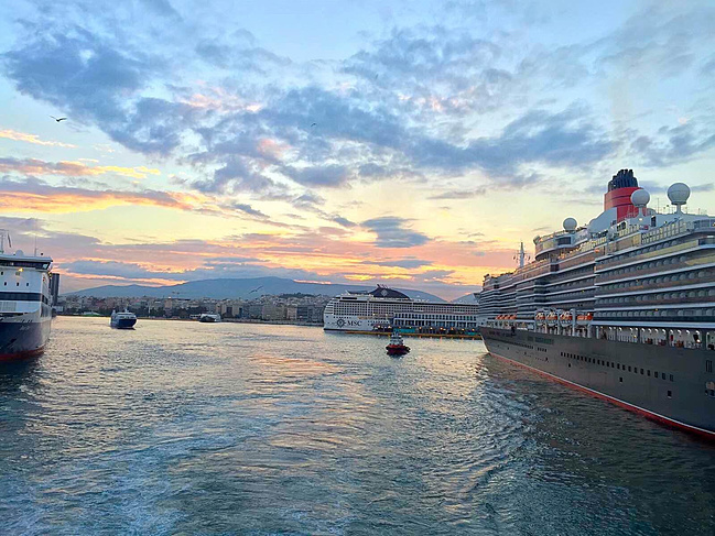 爱琴海遇见爱--浪漫欧洲蜜月之旅_v攻略攻略2出租车疯狂攻略图片