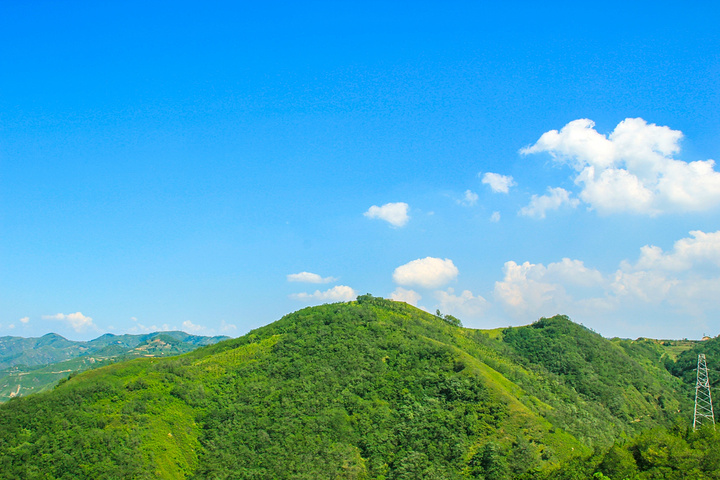 而且这一段路基本没有什么风景.超级超级累啊_骊山