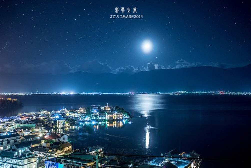 透过彩云，从空中看不一样的云南