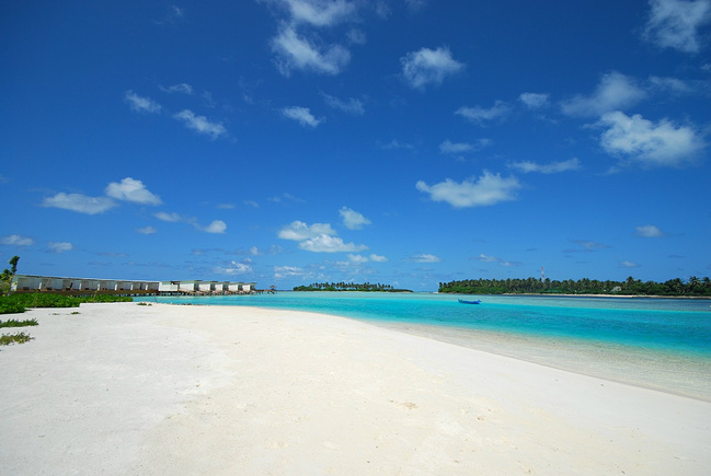 爱旅游的女人最美丽,马尔代夫美图_安嘎嘎岛旅