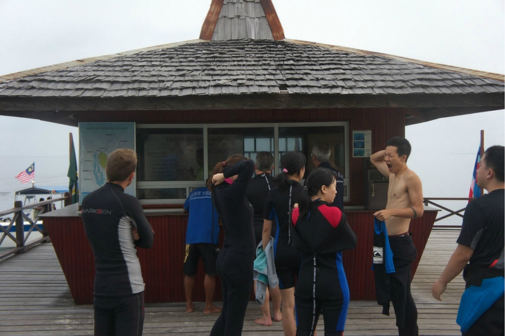 2015日期:2012年9月12日 星期三天气._诗巴丹