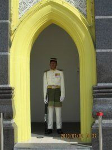 5马来西亚国家皇宫位于新加坡原首都吉隆坡皇