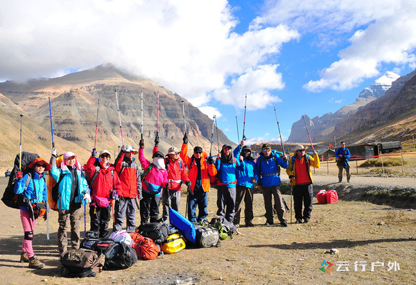 去云南最美地方梅里雪山徒步旅游原创攻略_迪