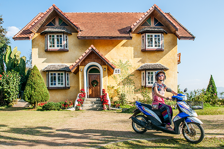 2015我们到达拜县的时间是上午11点左右,在下