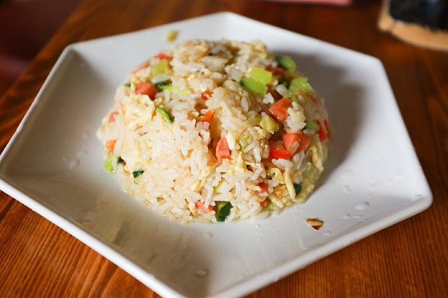 安徽宏村:行走在画里的乡村_黄山旅游攻略