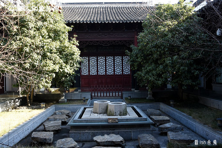 这里原址古建筑叫"汀州会馆"