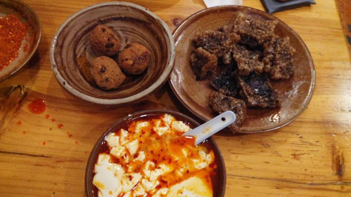 厥巴样子丑丑的,但是很好吃,有嚼劲,但是又不是很硬,有点爽