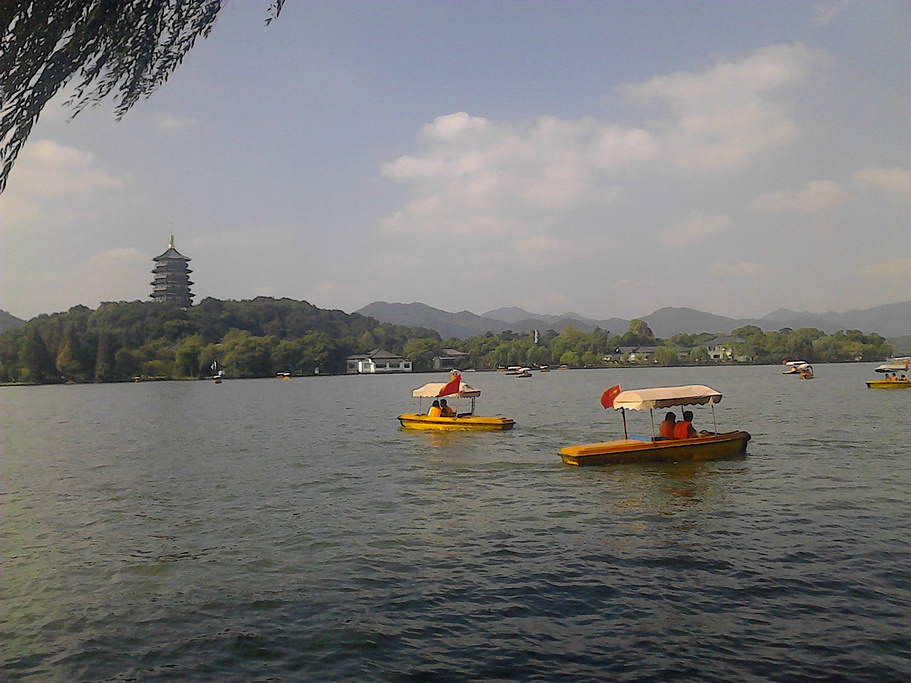 2014早上9点从上海客运南站坐大巴车去杭州,