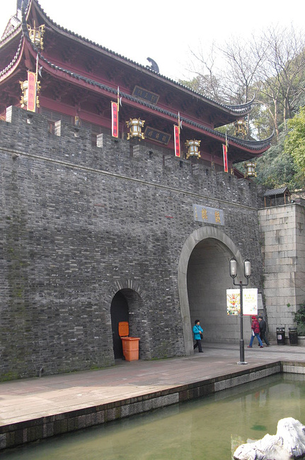 第一次自由行--上海杭州两日游_杭州旅游攻略