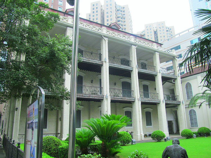 上海图书馆徐家汇藏书楼图片