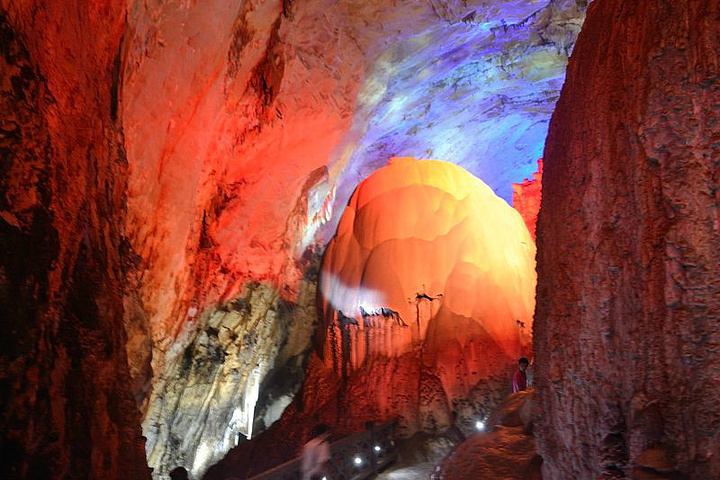 2015织金洞原名打鸡洞,位于贵州省织金县城东