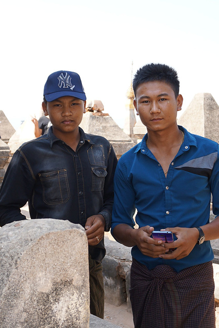 她冲我笑--缅甸_仰光旅游攻略