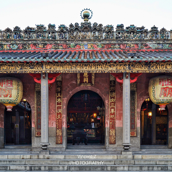 佛山祖庙与肇庆悦城龙母庙,广州陈家祠合称为