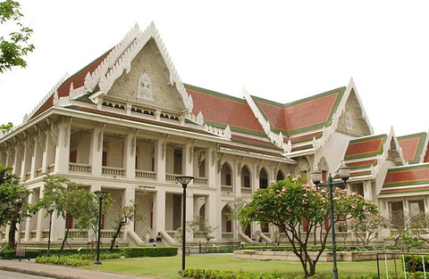 朱拉隆功大学