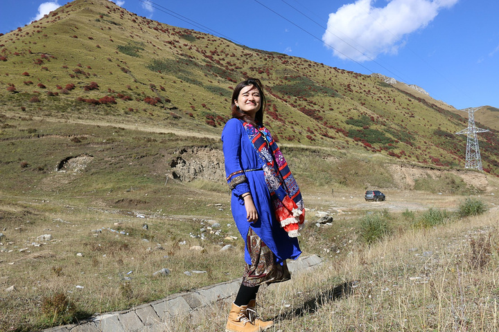 米,横亘西宁南,黄土高原与青藏高原分界线,沿途拍摄的照片,自驾游的