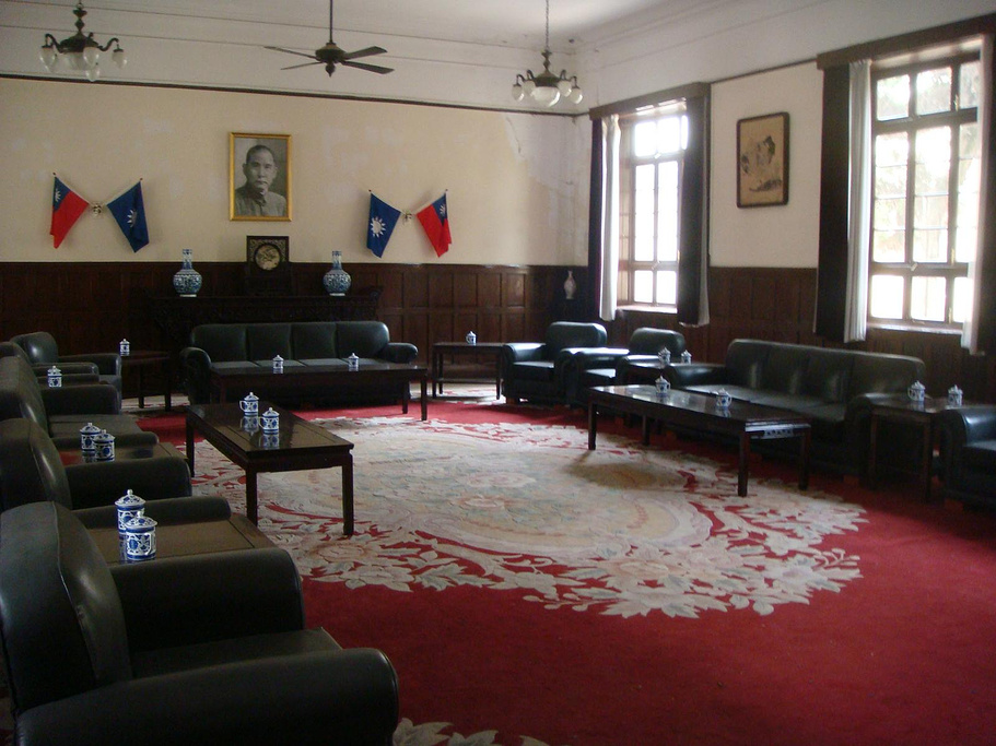 2014景点门票是张明信片,景点内配有邮寄点,直