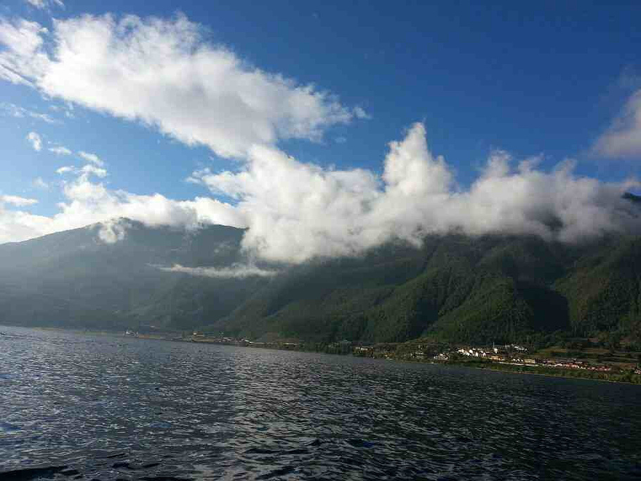 2015但是到了泸沽湖却觉得一切都值得_泸沽湖