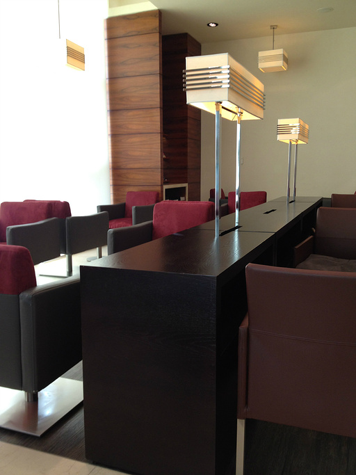 2015迪拜机场东西没有想象的便宜,而且转机的