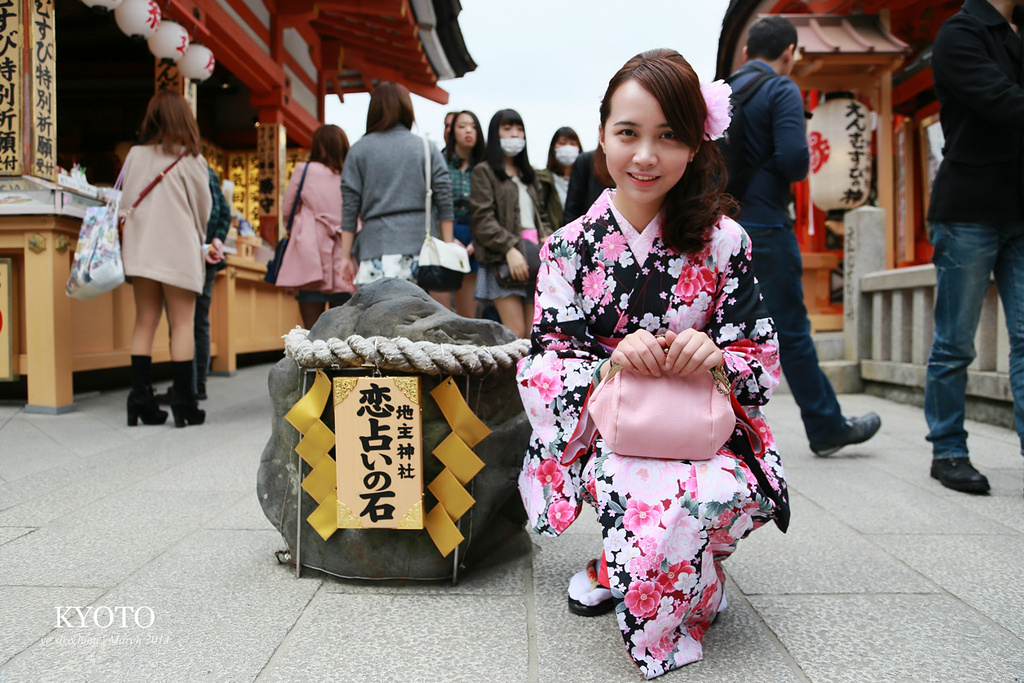 2015穿上美美的和服去清水寺(可惜大阴天,色彩