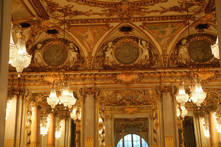 2015奥塞美术馆紧邻塞纳河畔,对岸是杜乐利宫