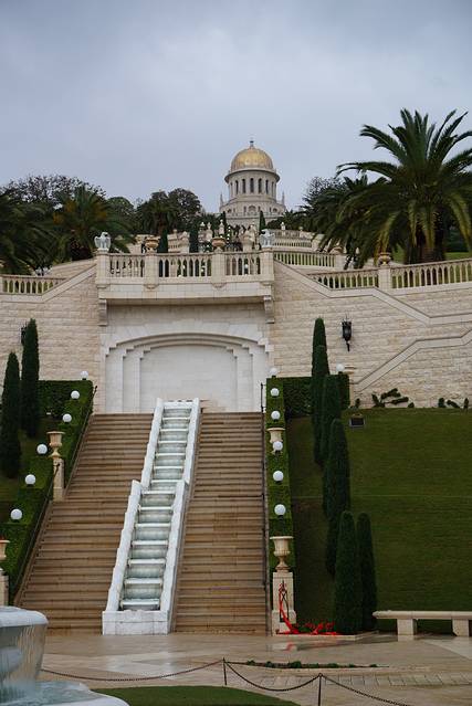 游走在特拉维夫与耶路撒冷之间