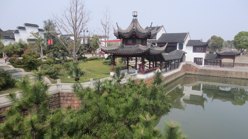 八大山人梅湖景区