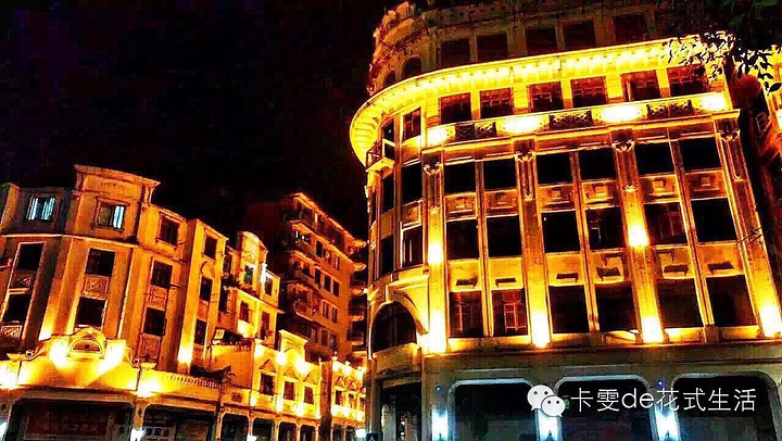 尘封的记忆带到梧州那遥远的岁月和历史沧桑中 夜色中的骑楼城
