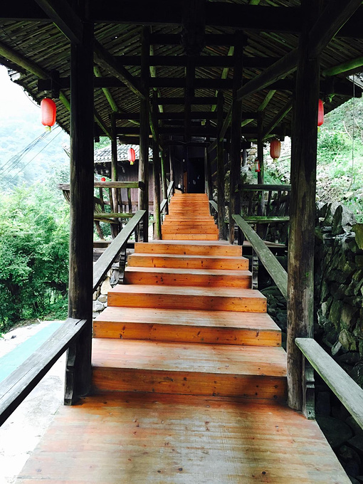 瑶里古镇梅岭山庄图片