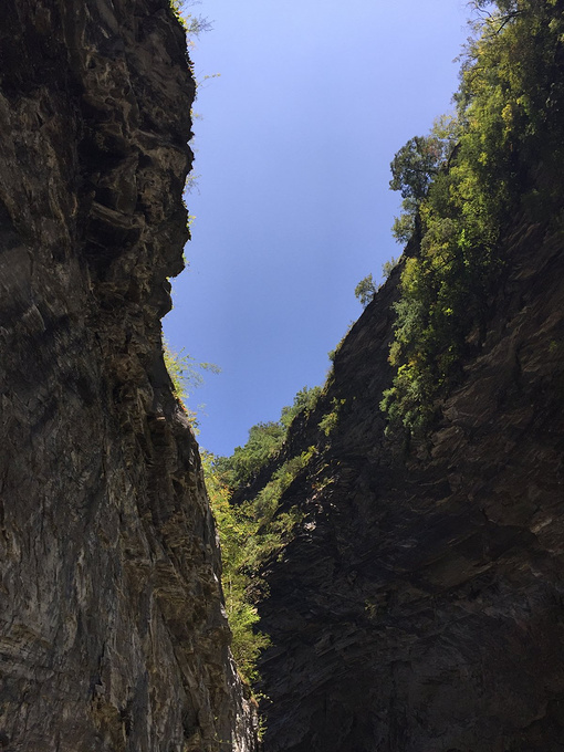 虎牙大峡谷图片