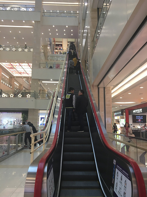 1日游 早上六点多天津到西安飞机289元八点多到达咸阳机场,机场到西安