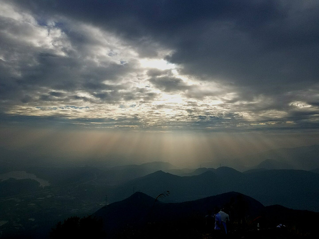 没有让你豁然开朗的风景,一路有点沉闷