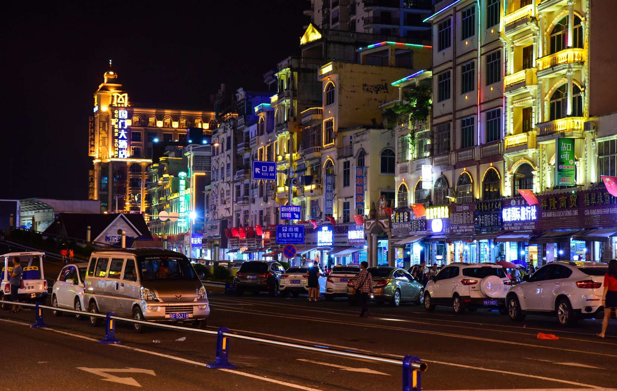 2018明翠炒螺店美食餐厅,一家这是极具越南特美食旅游胜地图片
