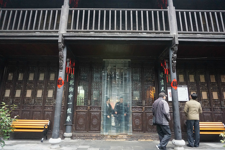 李鸿章故居是晚清军政大臣李鸿章的家宅是 合肥 市仅存的规模最大的