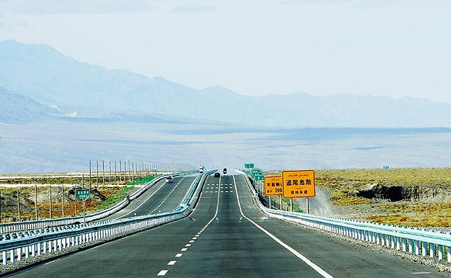 天堂很远,新疆很近_乌鲁木齐旅游攻略