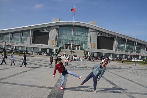 2014霍尔果斯口岸_旅游攻略_门票_地址_游记