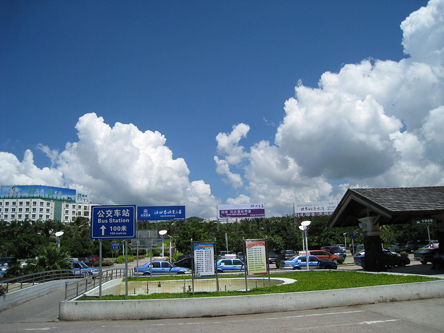 4天3晚实用三亚旅游攻略 [海边比基尼]_三亚旅