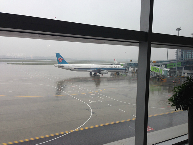 20年后,我有机会坐上飞机来长沙_黄花国际机场