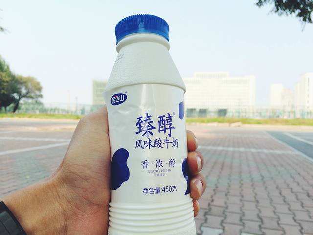 完达山酸奶,好优秀,不知为何广州没卖.