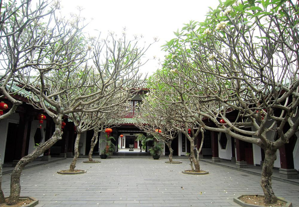 2014现在是琼台师范高等专科学校,琼台书院在