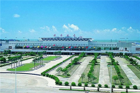 2014下午4:30分到中珠大厦乘坐机场快线到达