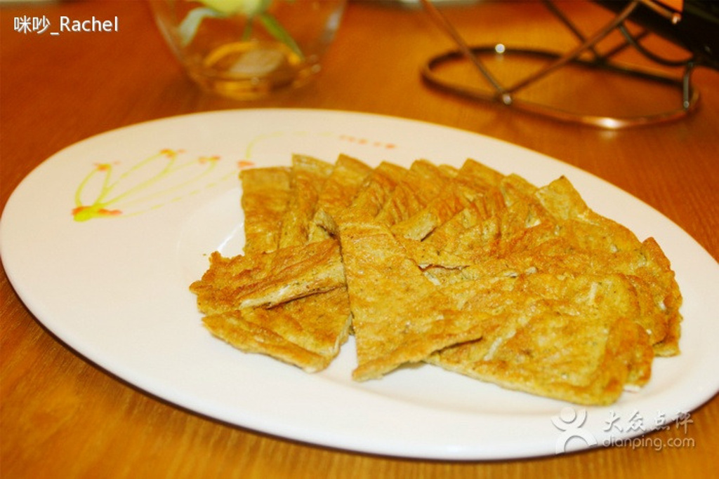 鲜果沙拉 碧绿爆藕夹 南乳香酥肉 万紫千红 冬菜排骨蒸鱼头 豆角干焖红烧肉 美极鱿鱼筒 水煮肥牛 什锦沙拉 金汤白菜卷 虫草花炒肚丝 河虾炒韭菜花 满城尽带黄金粒 虫草竹笙炖肉汁 腊味蒸草鸡 风味茄瓜 养颜芦荟炖汤 蜀香鸡脆骨 芝麻焗香芋 白雪映红 红莓山药 美极杏鲍菇 渔夫豆腐 日式沙丹虾球