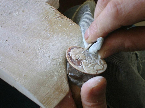 2015【去威尼斯旅游买什么好】威尼斯旅游特