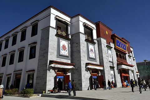 2015【去拉萨旅游买什么好】拉萨旅游特色商