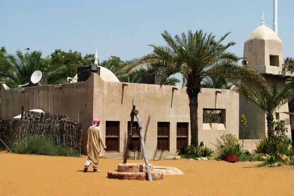 2015【阿布扎比旅游线路推荐】,阿布扎比城内