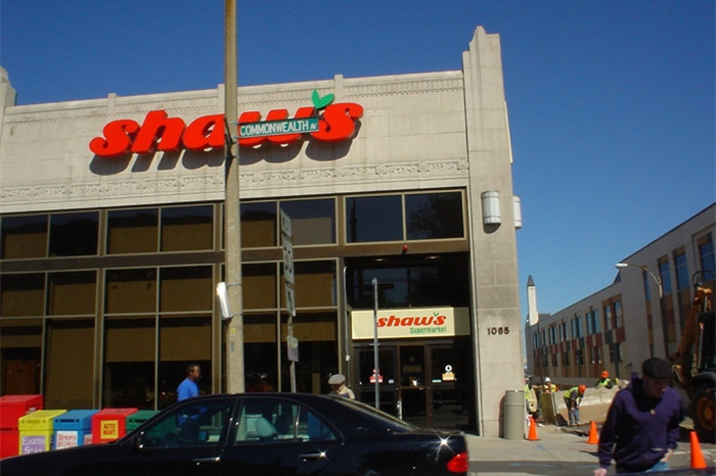 shaw's supermarket